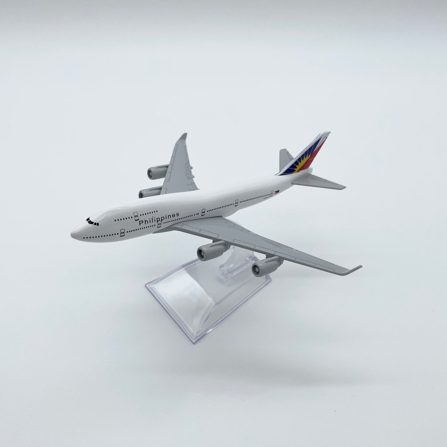 1/400 Scale Diecast Model Airplane with Stand